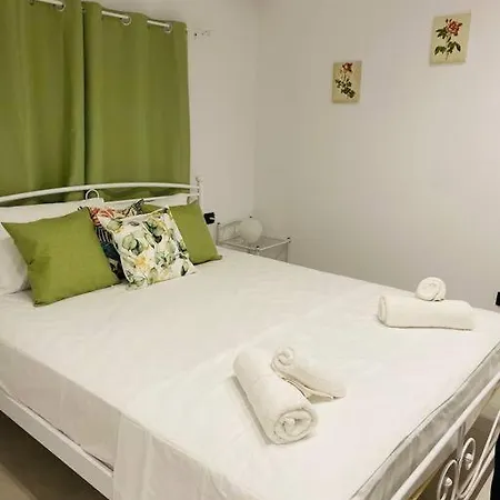 Apartment Seafront *